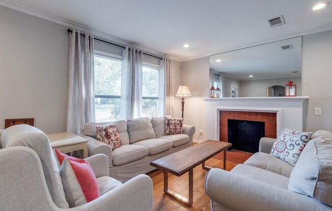 540 AQUA DR