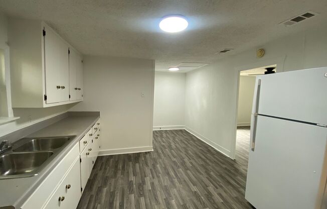 2 beds, 1 bath, $1,799