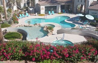 Stunning Views w/ resort style complex! 1 bed /1bath