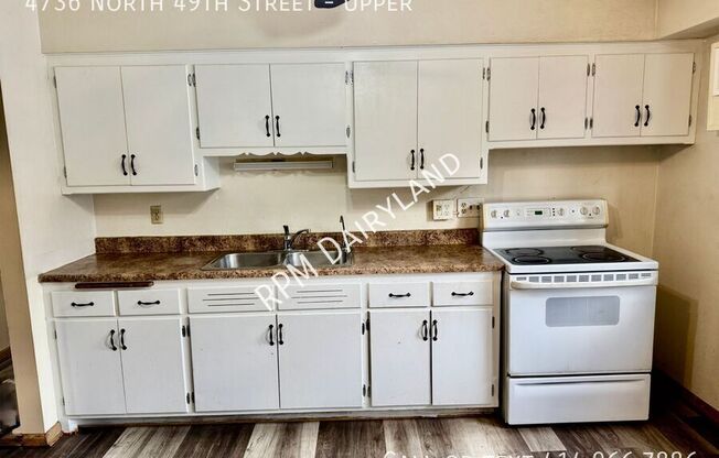 4736 N 49 ST