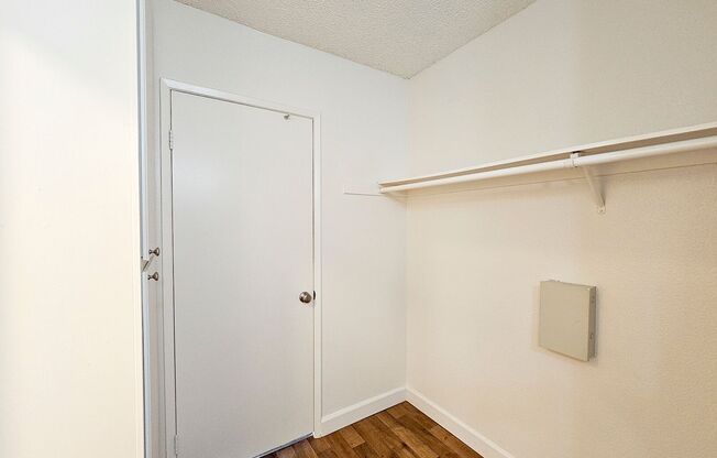 Studio, 1 bath, 500 sqft, $1,395, Unit 67
