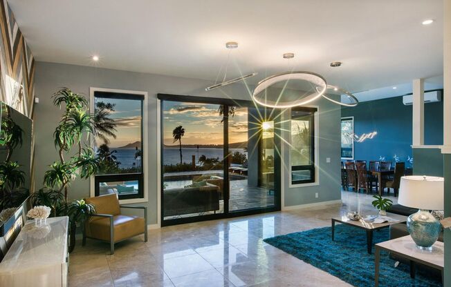 Luxurious & Private Modern Home w/Pool, AC & Diamond Head Views - Aloha Nalu