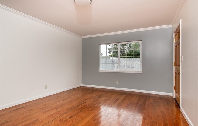 2 Bed 1 Bath- Santa Cruz With Garage