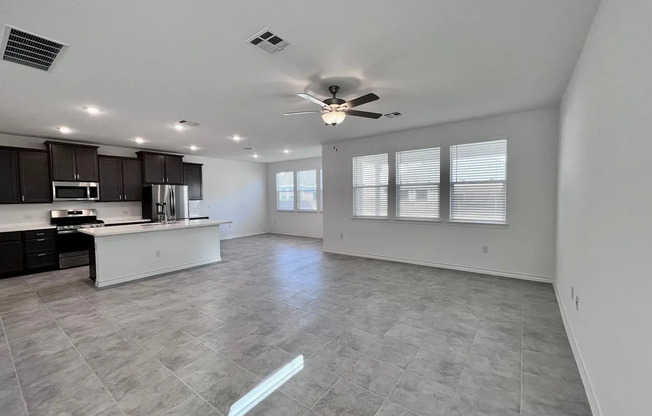 Modern East Austin Retreat – Spacious 4-Bedroom Home with Stylish Upgrades & Prime Location