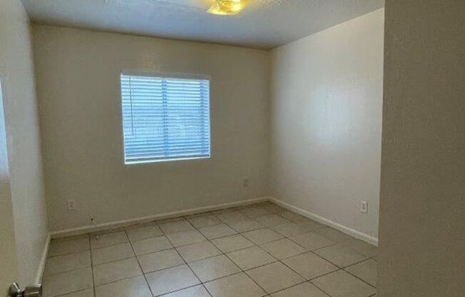 3 beds, 2 baths, 1,200 sqft, $1,750