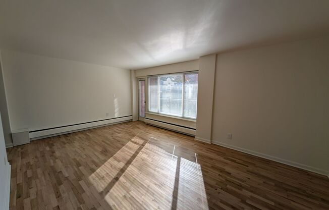 Studio, 1 bath, 680 sqft, $1,775, Unit 201