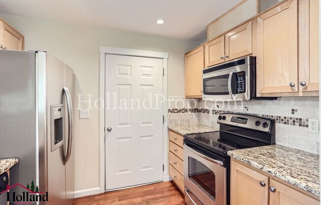 2 beds, 2 baths, $2,080