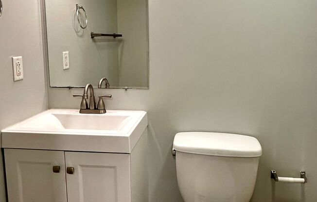 Studio, 1 bath, 595 sqft, $1,650, Unit 131