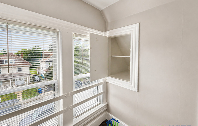 516 BEAUMONT AVE