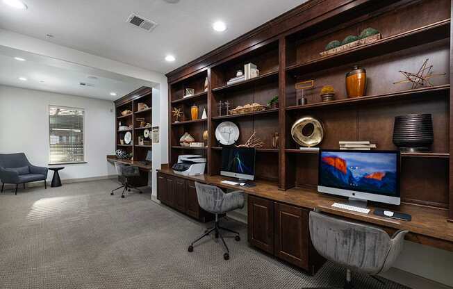 Business center - Monterra Las Colinas Apartments