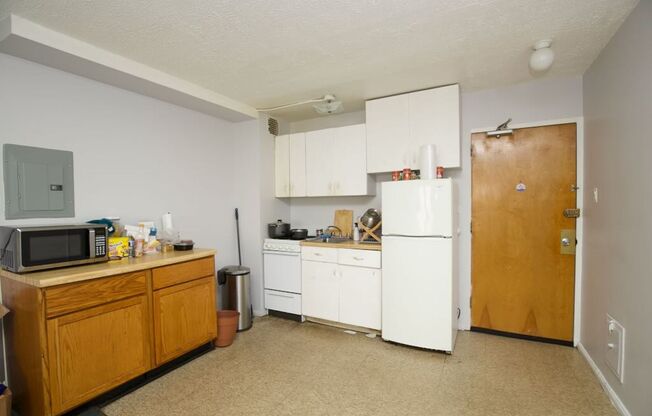 1 bed, 1 bath, $1,225, Unit 201