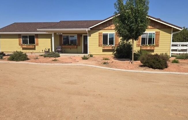 Immaculate Custom 1 Story on Shared 2.5 acres