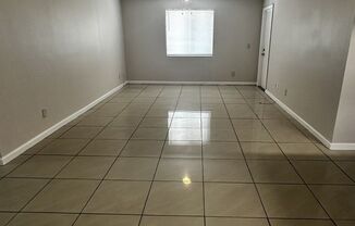 2 beds, 2 baths, $1,600