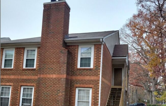 Style, Space & Location Vibes—Your Next Chapter Starts at Lake Shores in THIS 3BR/2BA Condo!