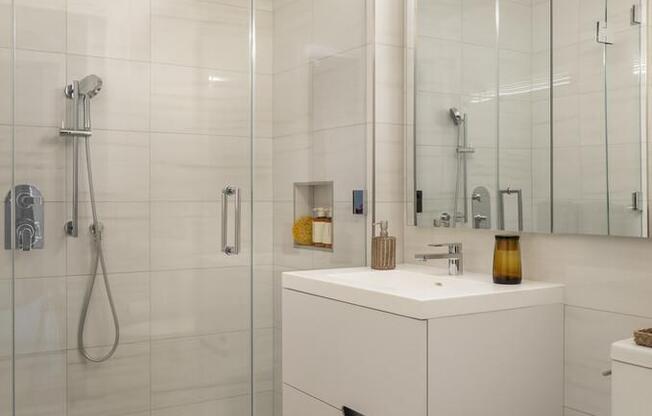 2 beds, 2 baths, $8,650, Unit 22E