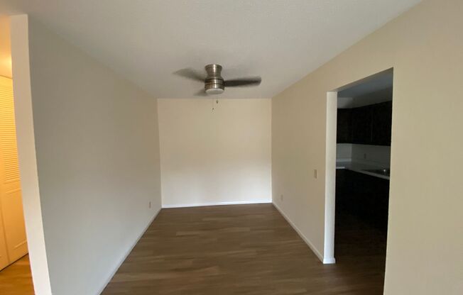 1 bed, 1 bath, 812 sqft, $1,250, Unit 201-206