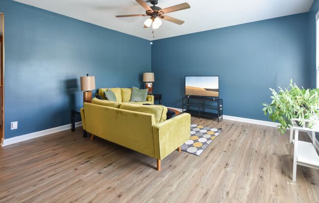 Pet Friendly Four Bedroom!