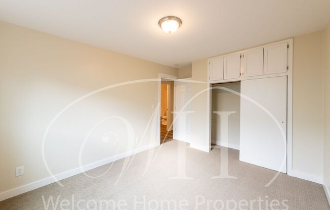 2 beds, 1 bath, 736 sqft, $1,245, Unit 108 SE 6th #9