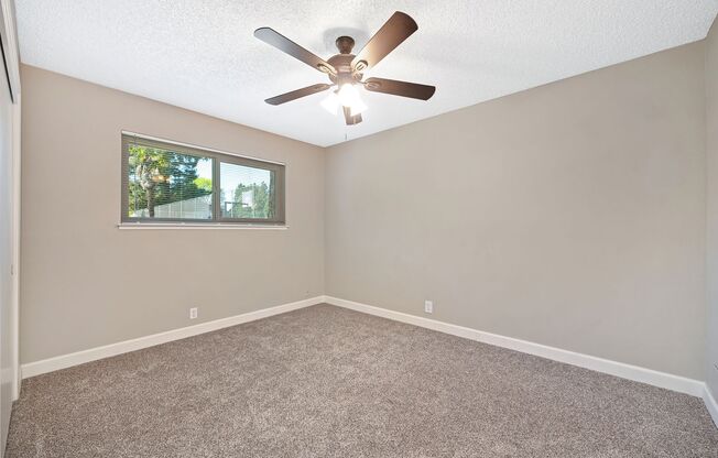 2 beds, 2 baths, 950 sqft, $1,600, Unit 85