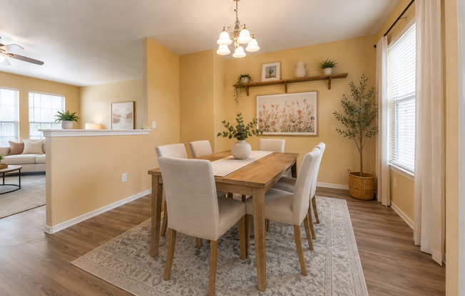 Spectacular 2 bedroom Townhome with Easy Access to Fort Carson, Peterson, and Schriever!