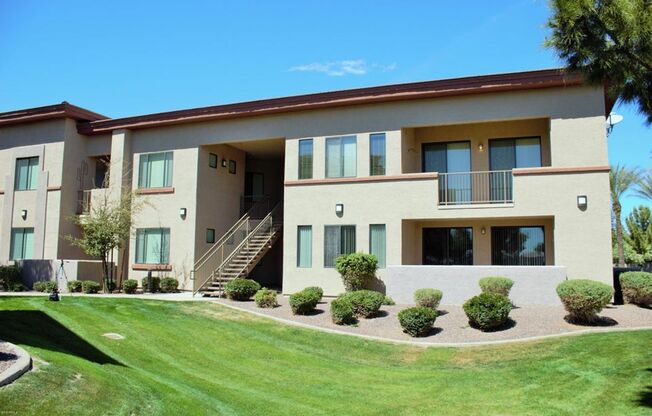 Beautiful condominium located in the heart of Chandler!