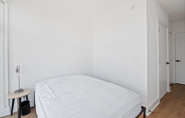 1 bed, 1 bath, $1,600