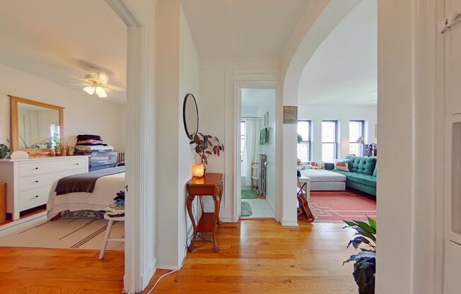 1 bed, 1 bath, 500 sqft, $2,400, Unit 705