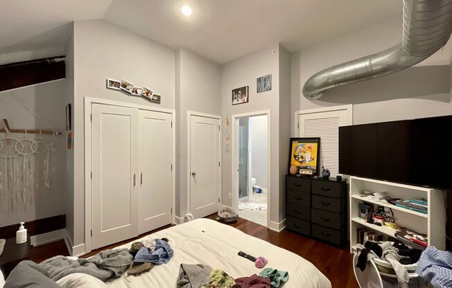 1 bed, 1.5 baths, $1,695, Unit Apt 32