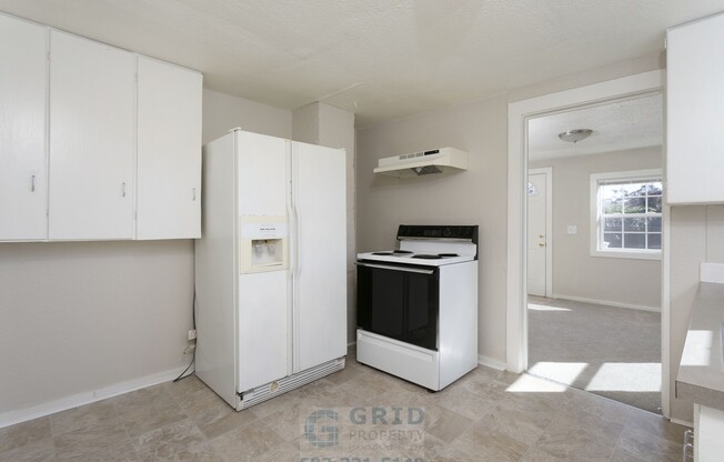 2 beds, 1 bath, $2,195