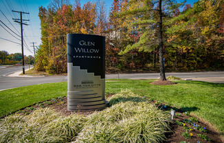 Glen Willow Apartments