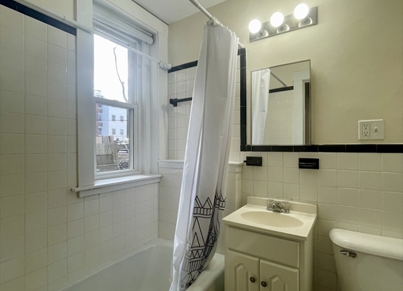 Studio, 1 bath, $2,200, Unit 2