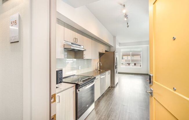 2-Bedroom 2-Bath with Balcony Apartment