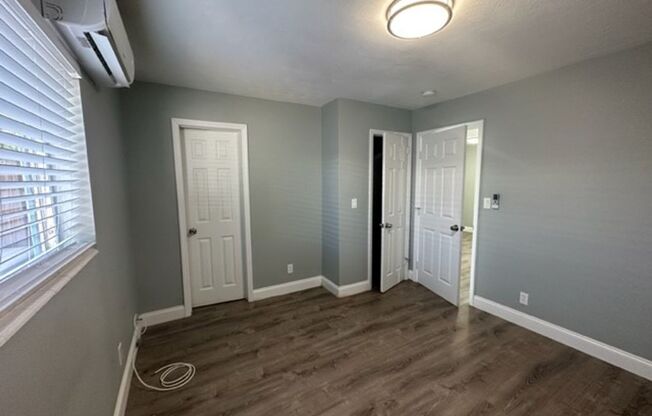 1 bed, 1 bath, $1,695, Unit 01-4246 Seagrape Drive