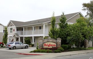 Brighton Square Apartments