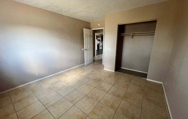 2 beds, 1 bath, 1,000 sqft, $1,100, Unit 61776 Desert Air Rd.