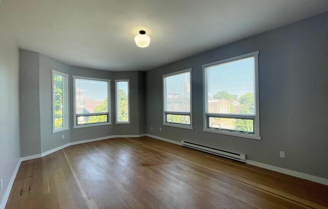 1 bed, 1 bath, 552 sqft, $1,745, Unit 102