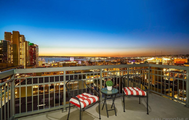 2 beds, 2 baths, $4,900, Unit # 1003