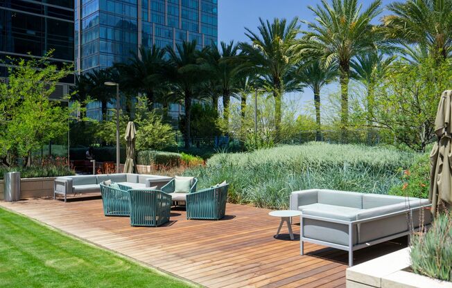 Studio, 1 bath, $2,195