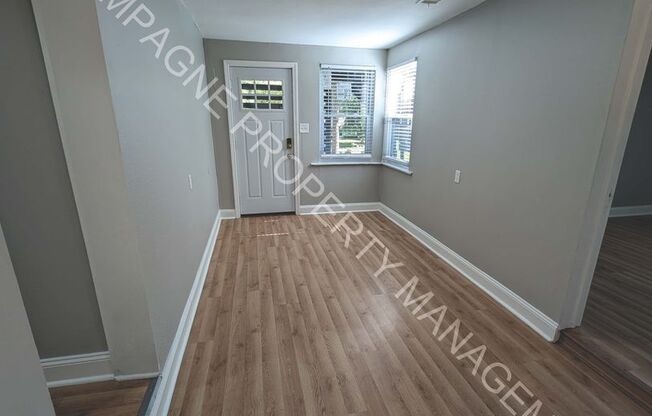 1 bed, 1 bath, 900 sqft, $1,200, Unit Apt 3