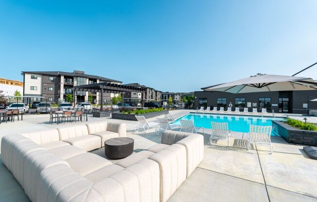 1 bed, 1 bath, 927 sqft, $1,695, Unit Z3610-103