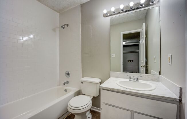 The Cottonwood: 1 & 2 Bedroom Apartments