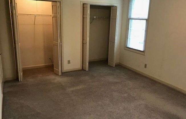 2 beds, 2 baths, 1,600 sqft, $940