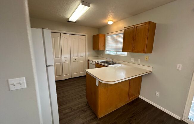 3 Bed, 2 Bath, Carport Parking