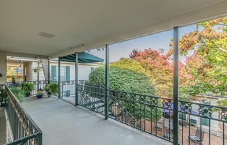 2 beds, 1 bath, $1,325