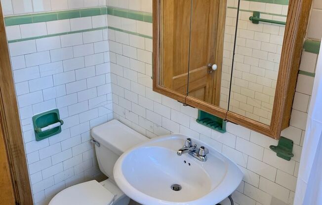 Studio, 1 bath, 300 sqft, $1,695, Unit 530-606