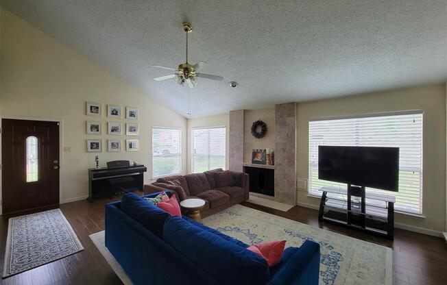 2914 WAYPARK DR