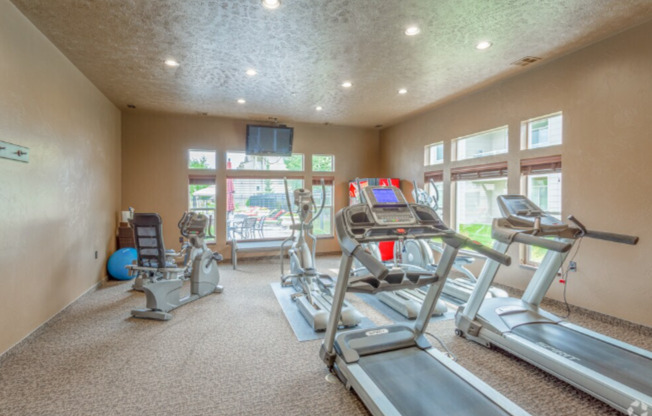 1 bed, 1 bath, 935 sqft, $1,505, Unit 283