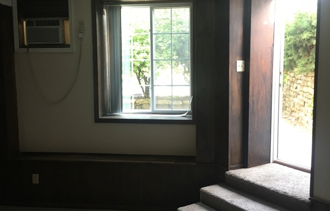 1 bed, 1 bath, 650 sqft, $895, Unit 17