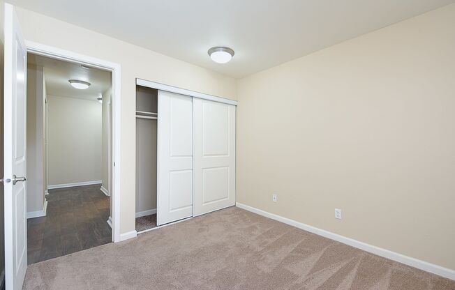 1 bed, 1 bath, 700 sqft, $1,599, Unit 1-103