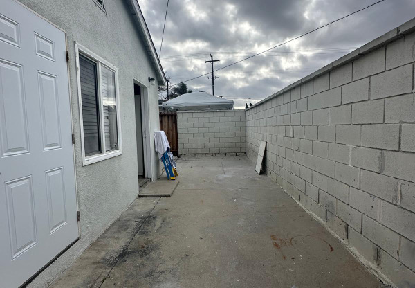 8025 3/4 GARDENDALE ST